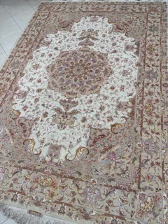 فرش دستبافت 9متری پشم و ابریشم 50 رج نقش علیا اصل تبریز کد 0100030