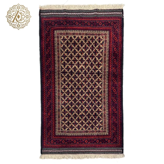 فرش دستبافت بلوچی نقش برگ تاکی